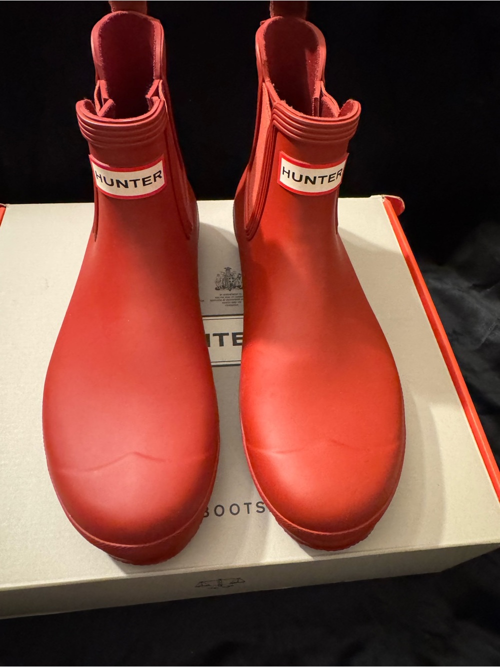 Hunter Women's Red Chelsea Short Rain Boots
